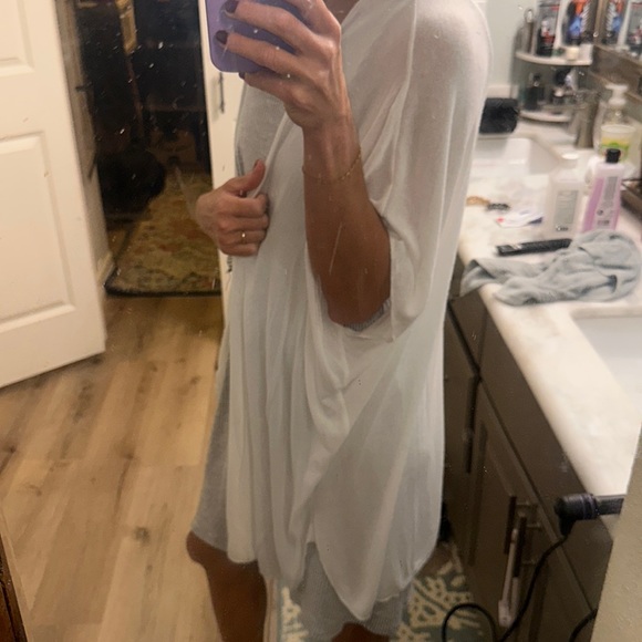 Shirt overlay or basic cardigan - Picture 3 of 6